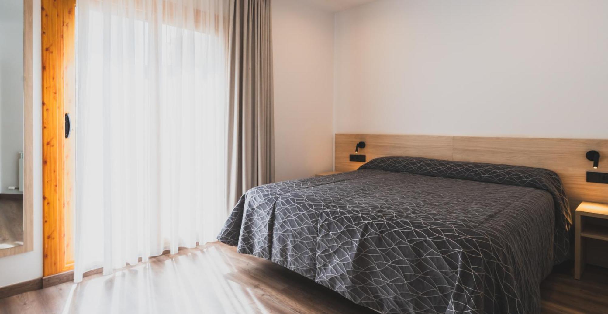 Hotel Jardí Apartaments Mollerusa Quarto foto